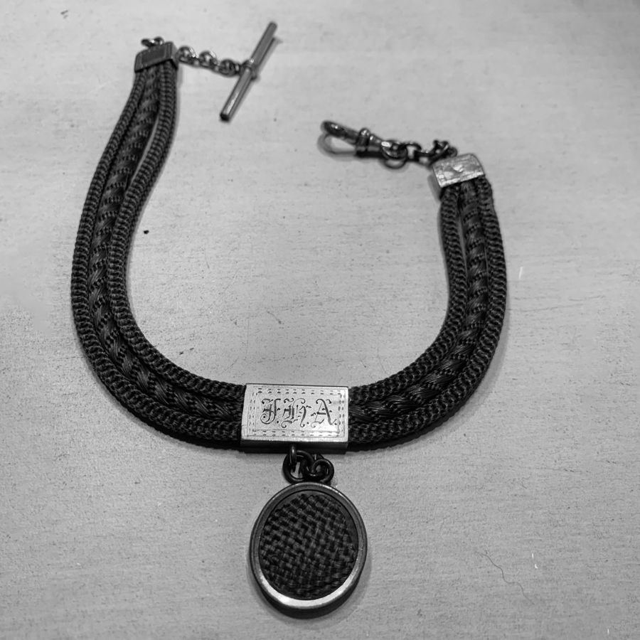 Victorian Mourning Jewelry: The Art and Sentiment